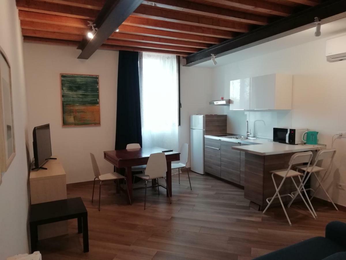 Roma Apartment *